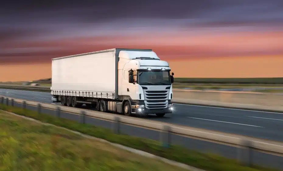 El transporte pesado por carretera: Eficiencia y confiabilidad para el traslado de cargas